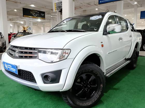 MITSUBISHI L200 TRITON 2.4 HLS 4X2 CD 16V FLEX 4P MANUAL